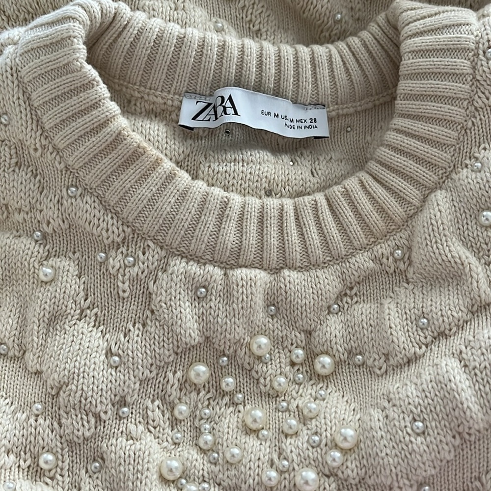 Zara Sweater Size Medium / Pearl Embellished - Picture 2 of 9